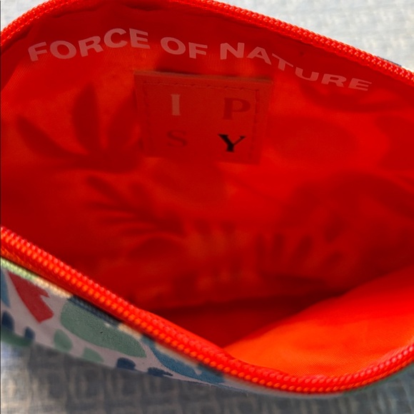 Ipsy Force of Nature Pouch with Red Interior - Picture 5 of 5